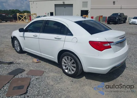 2013 Chrysler 200 Touring from USA, damaged, VIN 1C3CCBBB6DN556602